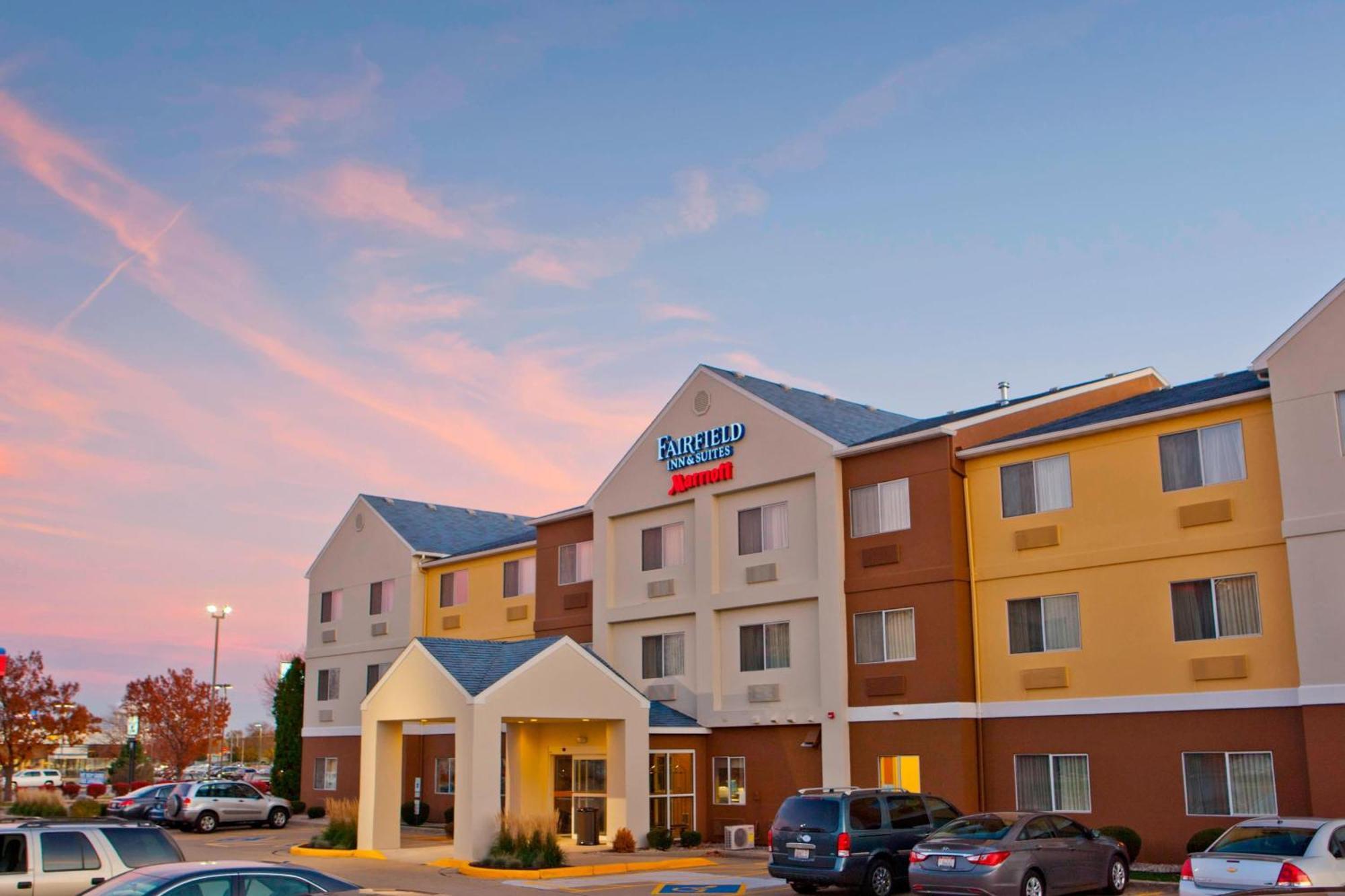 Fairfield Inn & Suites By Marriott Champaign Exteriör bild