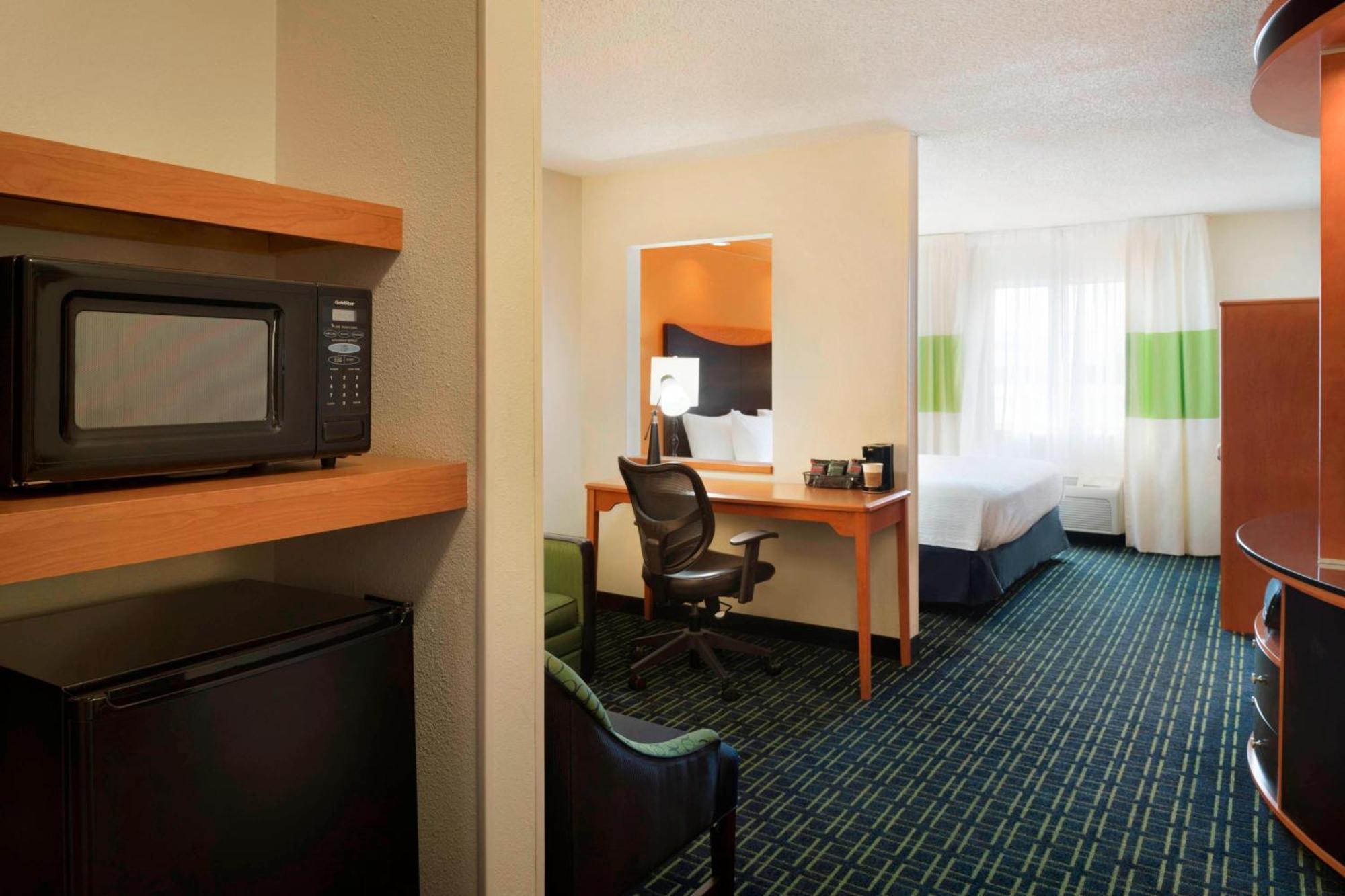 Fairfield Inn & Suites By Marriott Champaign Exteriör bild